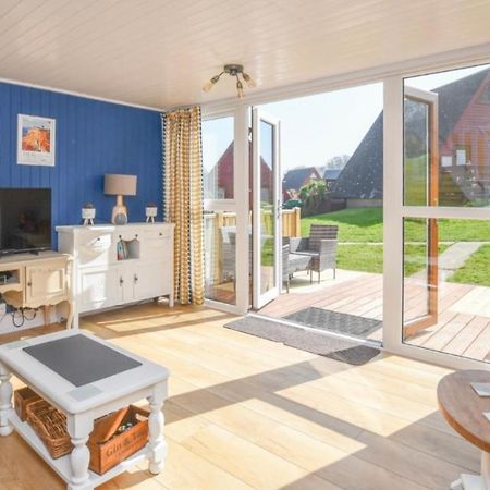 Foxes Sea Side Retreat Deluxe Chalet Is A Lovely Holiday Home Tucked Away On The Kent Coast Kingsdown (Deal) Exterior foto