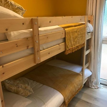 Foxes Sea Side Retreat Deluxe Chalet Is A Lovely Holiday Home Tucked Away On The Kent Coast Kingsdown (Deal) Exterior foto