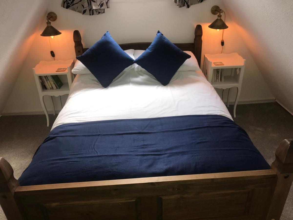 Foxes Sea Side Retreat Deluxe Chalet Is A Lovely Holiday Home Tucked Away On The Kent Coast Kingsdown (Deal) Exterior foto