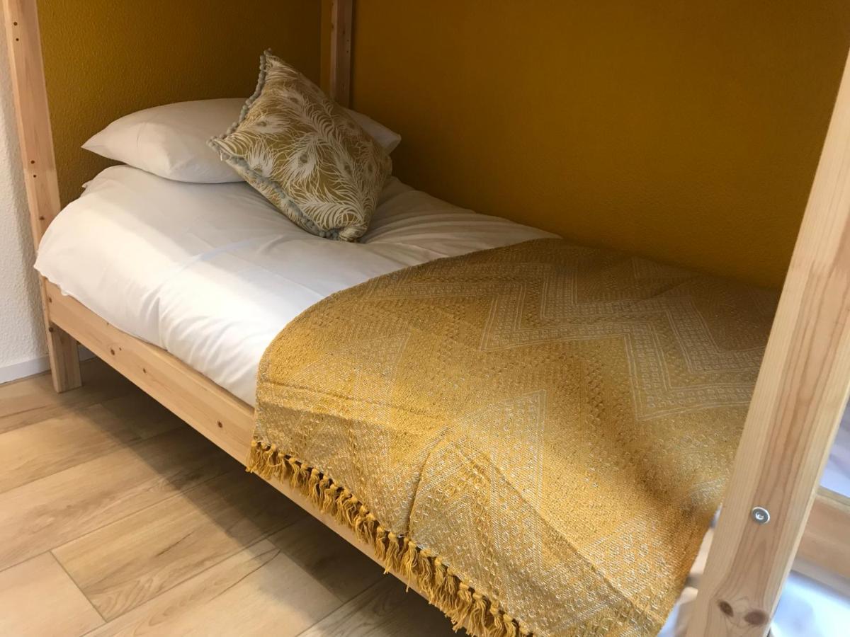 Foxes Sea Side Retreat Deluxe Chalet Is A Lovely Holiday Home Tucked Away On The Kent Coast Kingsdown (Deal) Exterior foto