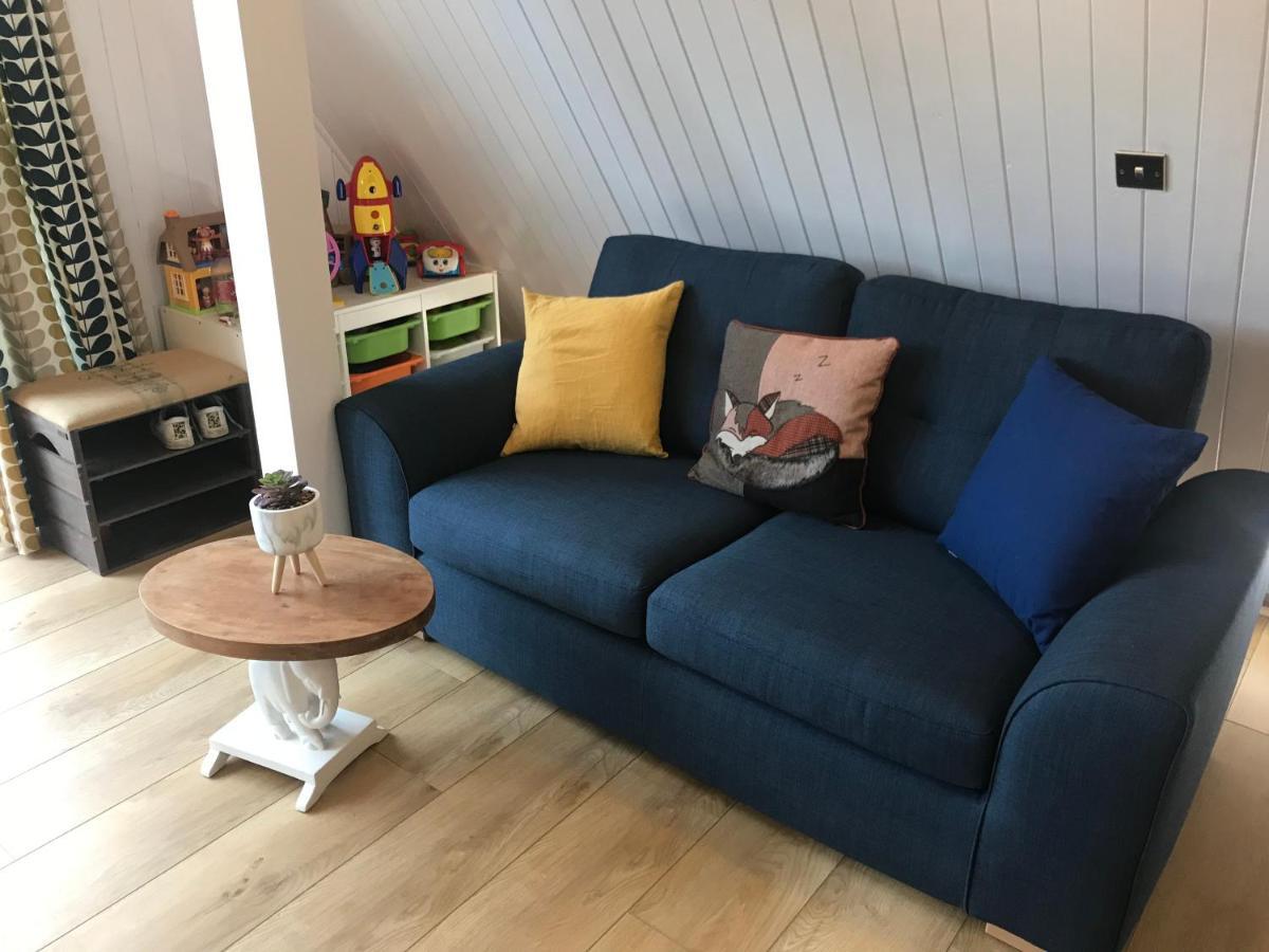 Foxes Sea Side Retreat Deluxe Chalet Is A Lovely Holiday Home Tucked Away On The Kent Coast Kingsdown (Deal) Exterior foto